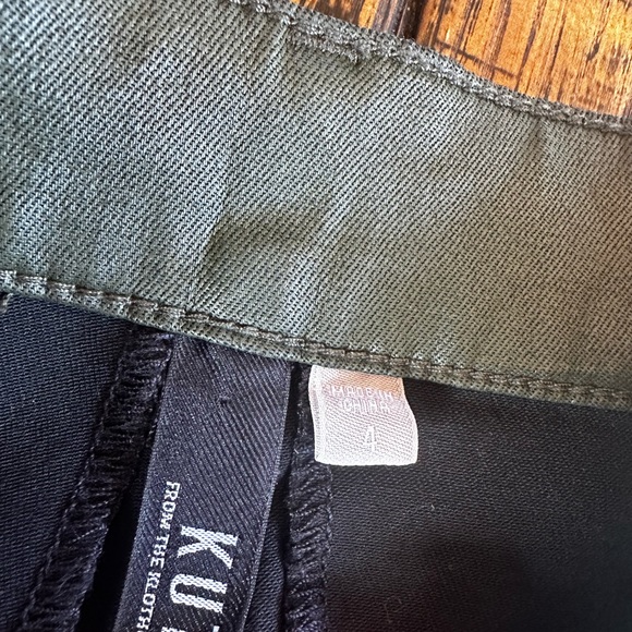 Kut faux leather shorts size 4 - Picture 2 of 4